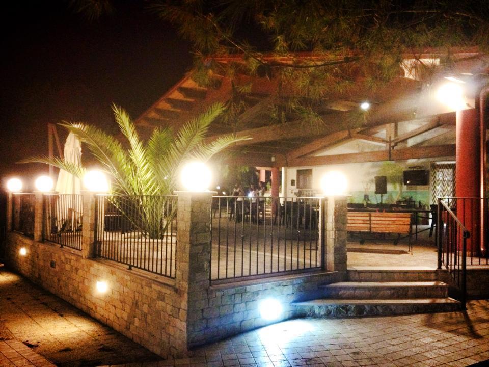 Camping Villaggio Riviera Foce Varano Exteriör bild